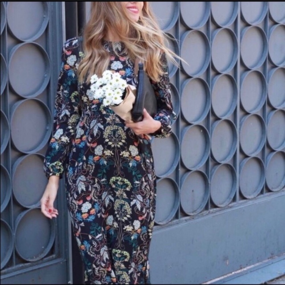 Zara NWOT Boho Floral Midi Size Small Dress